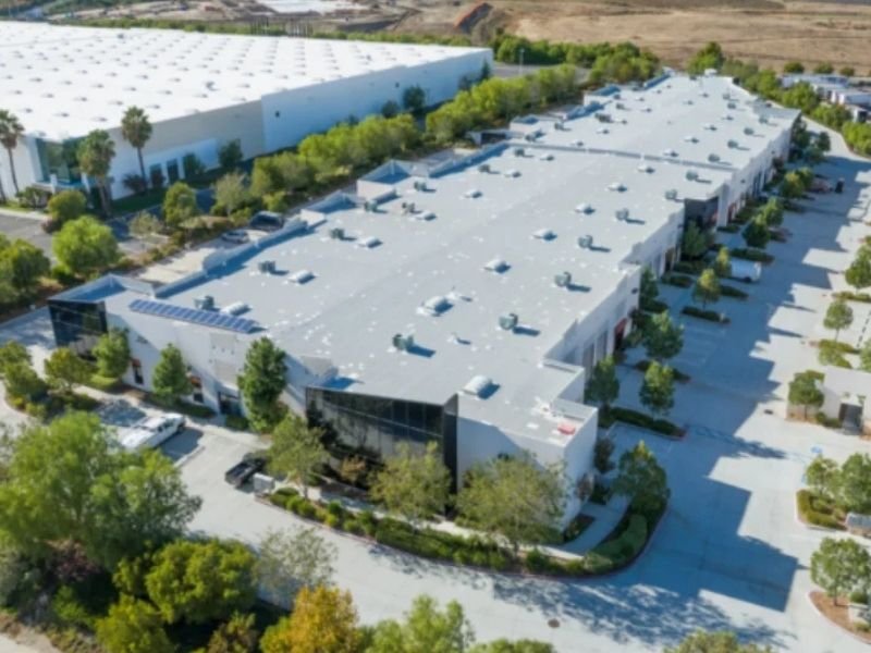 A Friendly Guide to Investing in Industrial Real Estate