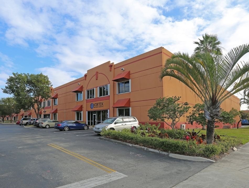 For Sale - Costa Corporate Centre. 3325 NW 97th Avenue Miami, FL. 8,560 SF - $3,500,000. Agora Real Estate. Image 1