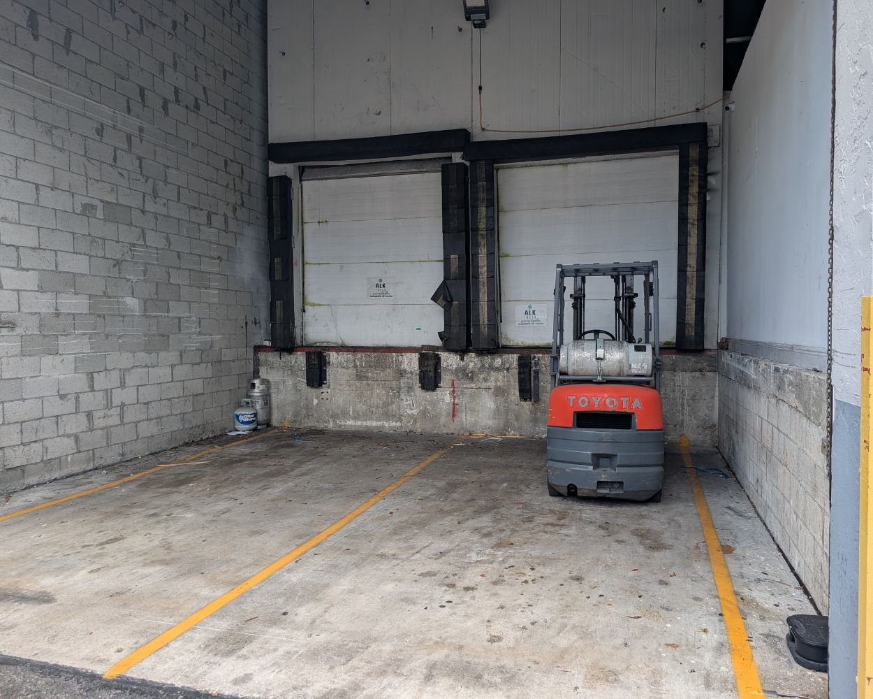 For Sublease - MICC - 1436 NW 82nd Avenue, Doral, FL 33126 - 5,000 SF - 22,75 PSF Gross - Agora Real Estate. Image 3