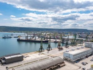 Record industrial rent growth slows down at US port gateways analysis and outlook