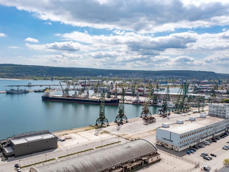 Record industrial rent growth slows down at US port gateways analysis and outlook