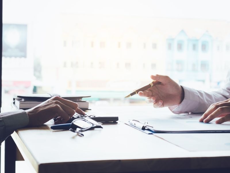 Leasing vs buying industrial property Miami guide