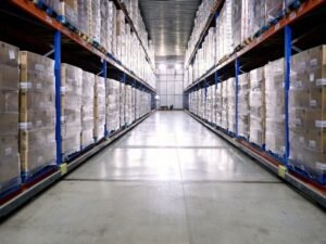 Can small businesses afford to buy warehouses in Miami? Agora Real Estate Group