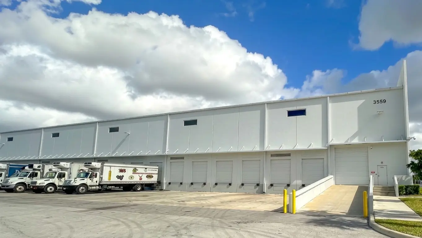 Bridge Point AVE Miami industrial warehouse and logistics facility